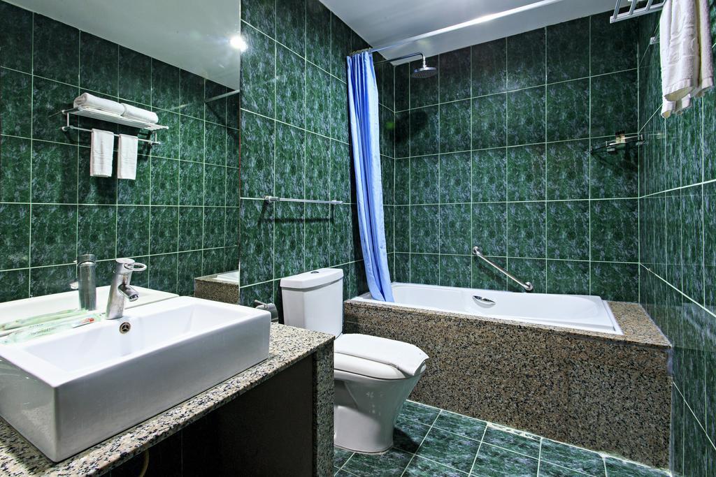 The Orchard Cebu Hotel & Suites Powered By Cocotel Экстерьер фото