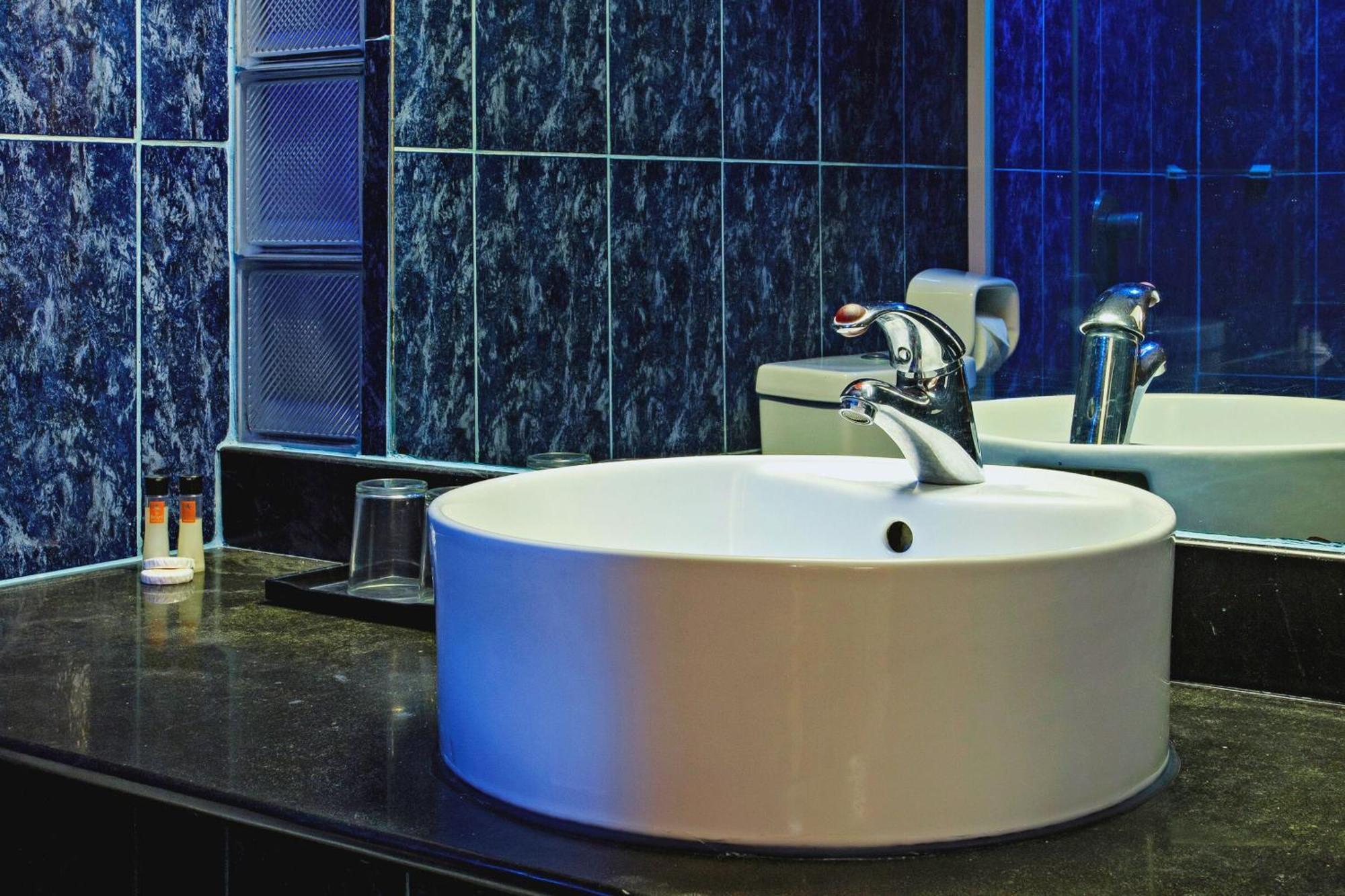 The Orchard Cebu Hotel & Suites Powered By Cocotel Экстерьер фото