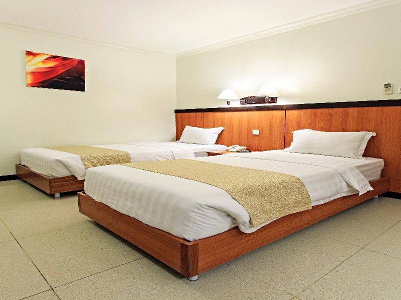 The Orchard Cebu Hotel & Suites Powered By Cocotel Экстерьер фото