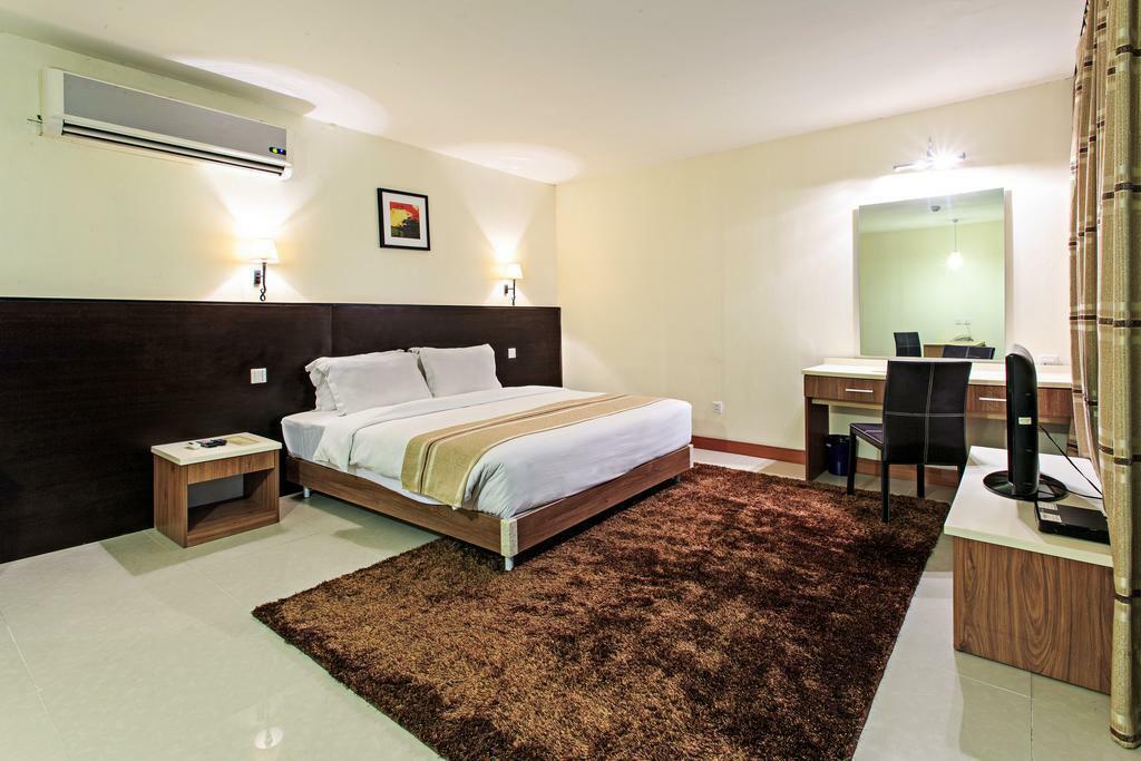 The Orchard Cebu Hotel & Suites Powered By Cocotel Экстерьер фото